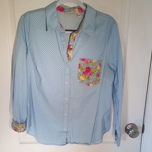 🐇Button Down Polka Dot Top w/ Floral Detail